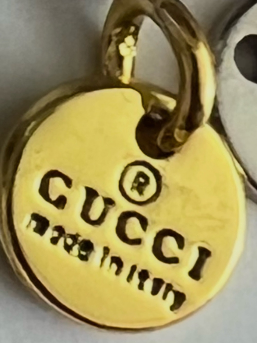 Gucci Gold-tone Mini Logo Pendant Necklace - Gold - Picture 4 of 4